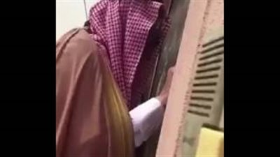 بالفيديو.. رد فعل سعودية على مطلب العفو عن قاتل ابنها