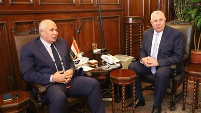 وزير الزراعة يستقبل محافظ الوادي الجديد ويعقد اجتماعات مع قيادات الوزارة