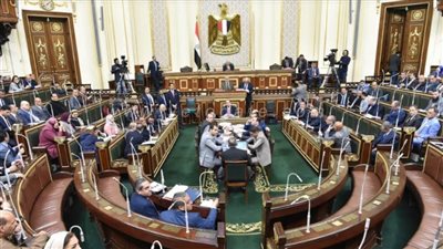 البرلمان يفوض مكتبه في تحديد موعد مناقشة ٣٢ طلبا