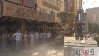 بالصور.. حملة لإعادة ترسيم وتوسعة شوارع شبرا الخيمة