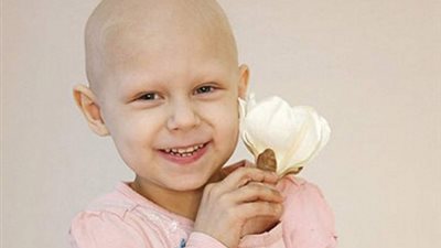 باحثون مصريون يبتكرون علاجًا جديدًا للسرطان.. حصل على الاعتماد من أكبر المجلات العلمية الأوربية.. والنتائج أثبتت تفوقه على نظيره الأجنبي.. طرحه بالأسواق عقب انتهاء الأبحاث التكميلية