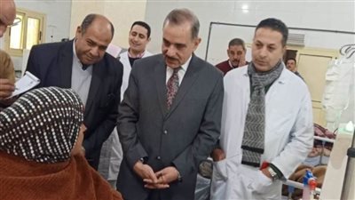 جولة مفاجئة لمحافظ كفرالشيخ داخل مستشفي الحامول المركزي