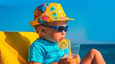 3 خطوات لحماية طفلك من أشعة الشمس الضارة