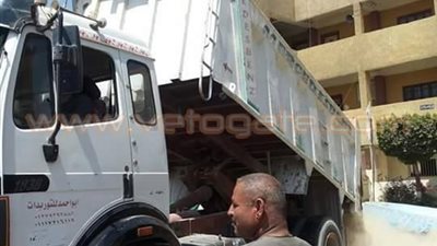 رجل أعمال يتبرع بـ12 ألف جنيه لصيانة مدرستين في بني سويف