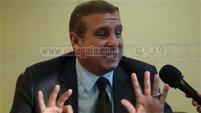 البطران: 800 ألف طن قمح مخزنة بالبنك الزراعى منذ تسعة أشهر