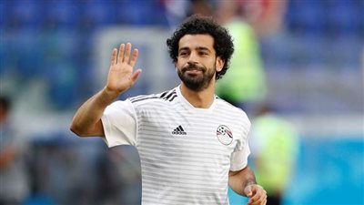 محمد صلاح يصل مطار القاهرة قادما من بيروت