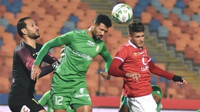 30 دقيقة.. تعادل سلبى بين الأهلى والاتحاد السكندري