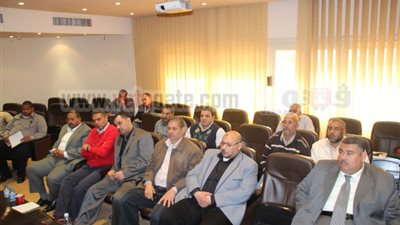 بالصور.. بدء اجتماع شعبة الأسماك بتجارية القاهرة‎