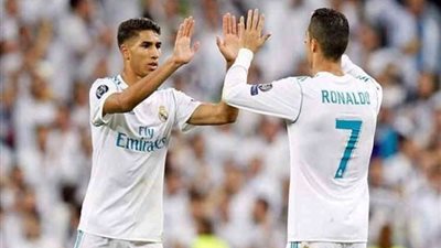 وكيل أشرف حكيمي يرحب برحيل اللاعب إلى نابولي