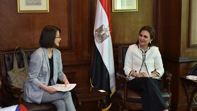 سحر نصر تبحث مع الجايكا إنهاء إجراءات شريحة منحة المعدات البحثية