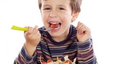 7 أطعمة تساعد في نمو طفلك