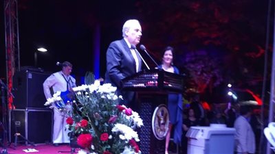 القائم بأعمال سفير أمريكا: اقتصاد مصر قوي وينمو (فيديو وصور)