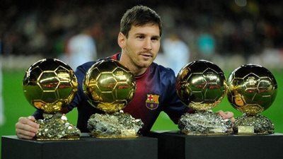 بالفيديو.. «ميسى» يفوز بجائزة أفضل لاعب في أوربا