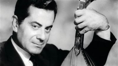 روائع فريد الأطرش في حفل فني ببيت السحيمي