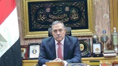 أخصائي اجتماعي يستولى على 30 ألف جنيه من فني هندسة بسوهاج