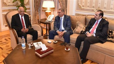 علي عبد العال يستقبل وزير شئون المجالس النيابية وياسر رزق