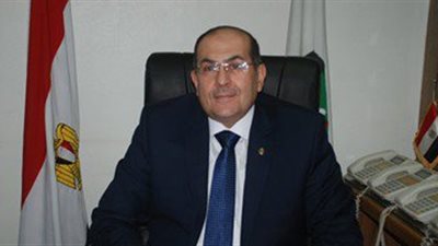 محافظ سوهاج يقرر إيقاف مدير الإدارة الهندسية بسبب «الرشوة»