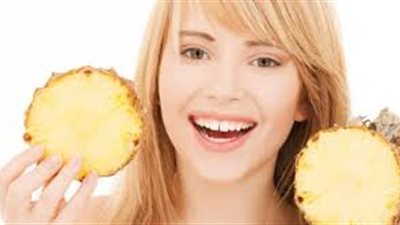 ماسك الأناناس لبشرة صيفية مشرقة