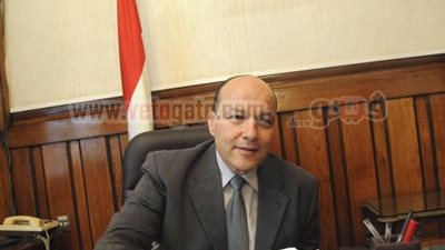 مواطن يحرر أول توكيل فى مصر يطالب ببقاء النائب العام الحالى