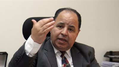 تفاصيل قرار المالية بتقديم الإقرارات الضريبية إلكترونيًّا.. إلزام الممولين بدءًا من أكتوبر المقبل.. الوزير: يأتي ضمن جهود تحديث وتطوير دورة العمل.. ورئيس المصلحة: الخدمة سهلة بفضل البطاقة الإلكترونية