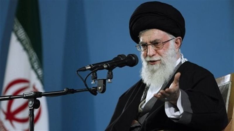 على الخامنئي المرشد
