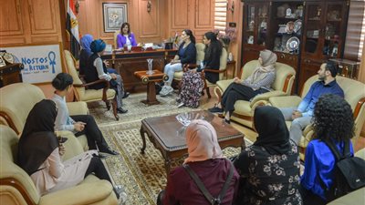 وزيرة الهجرة تستقبل وفدا من طلاب مصريين بالولايات المتحدة