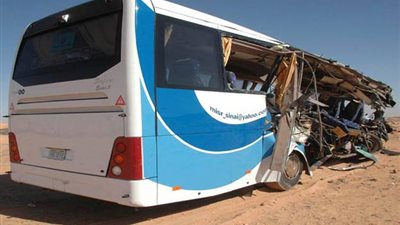 إصابة 22 شخصا في انقلاب أتوبيس بطريق «الإسماعيلية - السويس»
