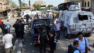 ضبط 4 أشخاص لتعديهم على فني هواتف محمول بالجيزة