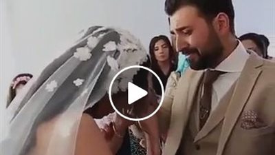 بالفيديو.. شاب يدخل في نوبة بكاء بسبب شقيقته العروس
