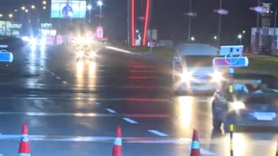 حملات توعية لقائدي السيارات على طريق «مصر- الإسكندرية الصحراوي» (فيديو)