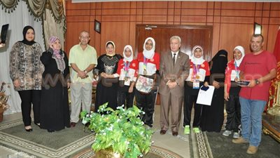 بالصور.. محافظ بورسعيد يكرم أبطال مصر الفائزين في الأولمبياد