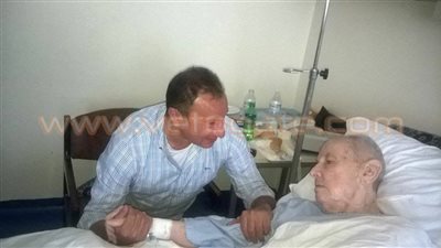 بالصور.. الخطيب يزور طارق سليم بالمستشفى مجددًا