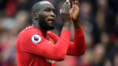 لوكاكو: نيمار لاعب كبير وليس ممثلا