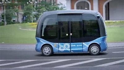 الصين تُسير حافلات صغيرة ذاتية القيادة داخل المطارات