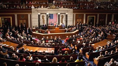 النواب الأمريكي يحظر مساعدة واشنطن للسعودية عسكريا في حرب اليمن