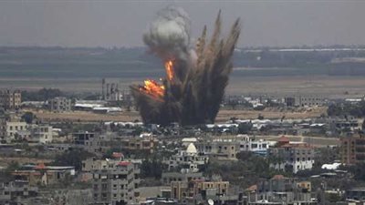 عشرات القتلى والجرحى الحوثيين بكمائن للمقاومة وغارات وسط اليمن