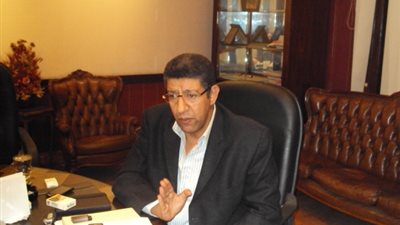 نائب رئيس محكمة النقض يؤكد بطلان تعيين النائب العام ويطالب بعزله.. الحكم بإعادة عبد المجيد واجب التنفيذ لمنع الفوضى.. قرارات المستشار عبد الله باطلة وبقاؤه يعنى إفلات المجرمين من العقوبة