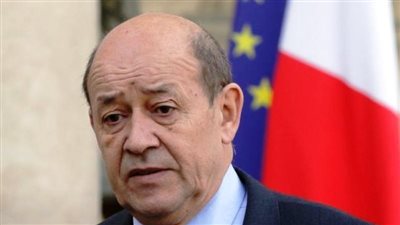 وزير خارجية فرنسا يصل السعودية قادما من الدوحة