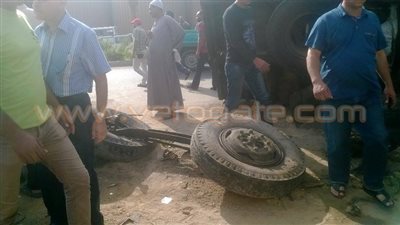 أول صور من موقع حادث انقلاب سيارة واصطدامها بـ«أتوبيسين» في المنوفية