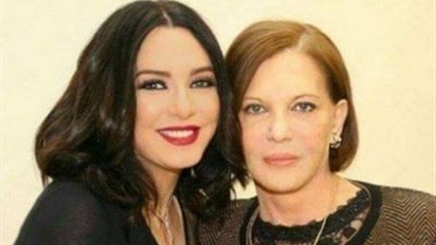 وفاة ابتسام أديب والدة سلاف فواخرجي