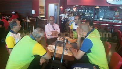 بالصور.. بعثة الأهلي تتوجه لإسبانيا استعدادًا لودية «خيتافى»