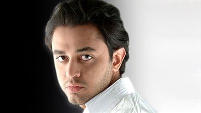 اليوم الحكم على المطرب حاتم فهمي وآخرين بتهمة النصب الإلكتروني