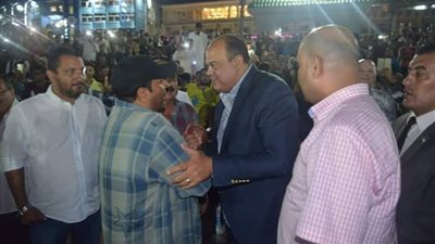 محافظ مطروح ووفد سياحة البرلمان في حفل محمد فؤاد (صور)