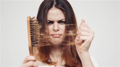 وصفة سحرية لمنع تساقط الشعر وإعادة إنباته من جديد