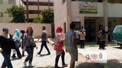 بالصور.. إقبال كثيف من طلاب الثانوية المتظلمين على «السعيدية» بالجيزة