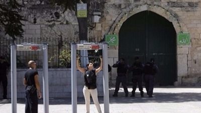 فلسطين ترفض الدخول لـ«الأقصى» عبر بوابات إسرائيل الإلكترونية