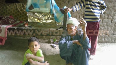 بالصور.. أهالي قرية بقنا يطالبون مركز حماية بتوصيل المياه