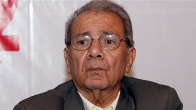 نبيل زكي: أزمة جريدة الأهالي بسبب تكاليف الطباعة