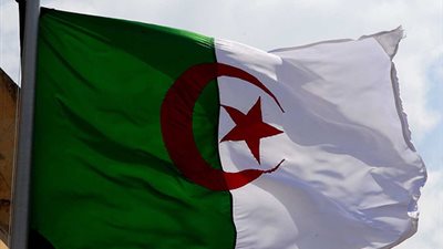 الجزائر تخفض الإنفاق بنسبة 9% العام المقبل بسبب تراجع أسعار النفط