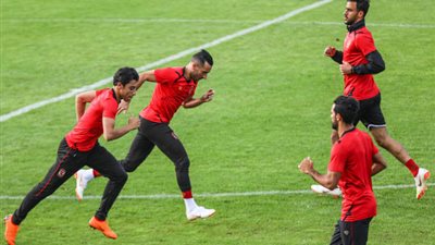 «معلول» يشارك في التدريبات الجماعية لأول مرة في معسكر كرواتيا